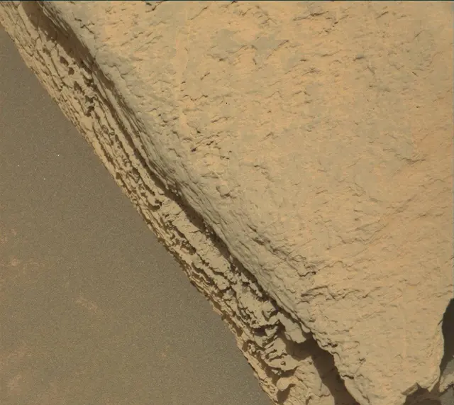 Sol 4060: Mast Camera (Mastcam)