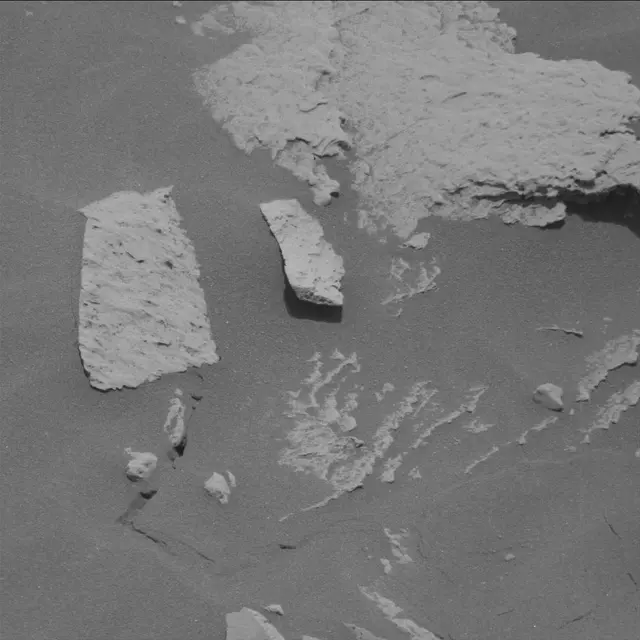 Sol 4060: Mast Camera (Mastcam)