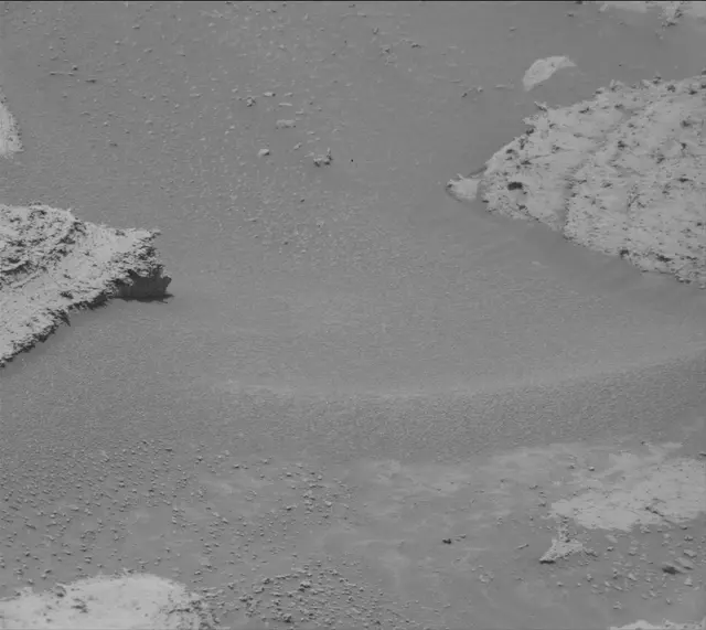 Sol 4064: Mast Camera (Mastcam)