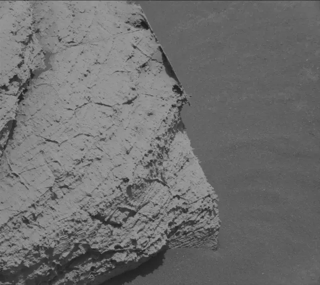 Sol 4064: Mast Camera (Mastcam)