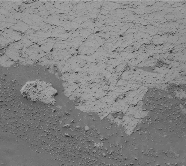 Sol 4064: Mast Camera (Mastcam)