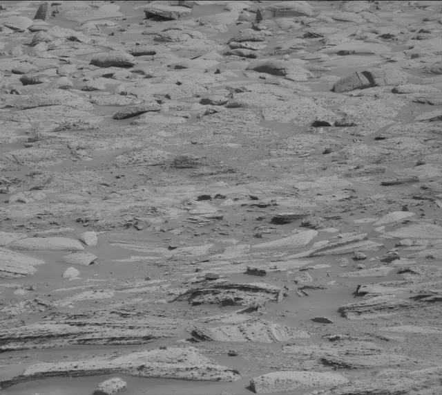 Sol 4064: Mast Camera (Mastcam)