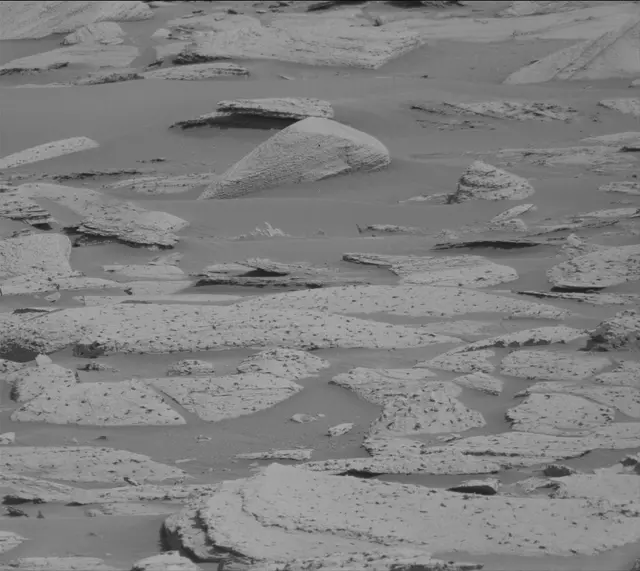 Sol 4064: Mast Camera (Mastcam)