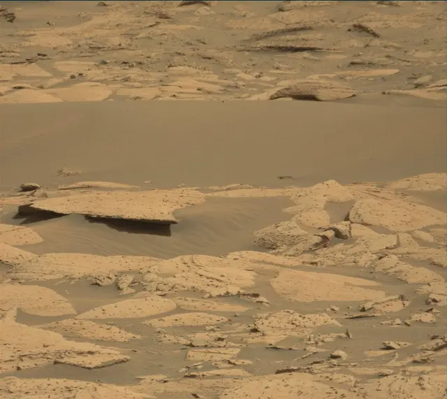Sol 4064: Mast Camera (Mastcam)