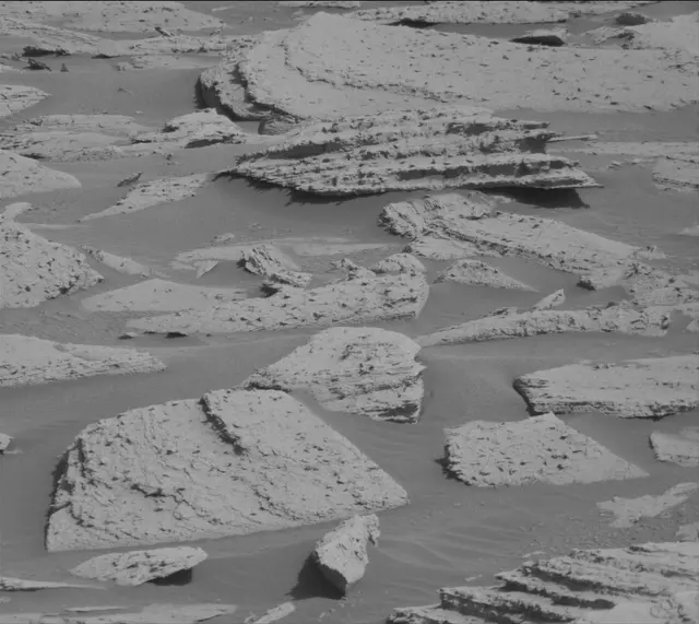 Sol 4064: Mast Camera (Mastcam)