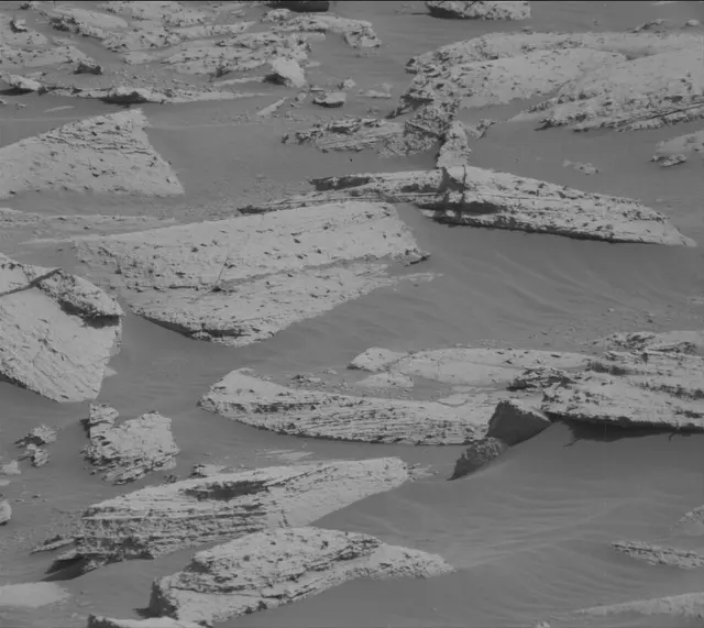 Sol 4064: Mast Camera (Mastcam)