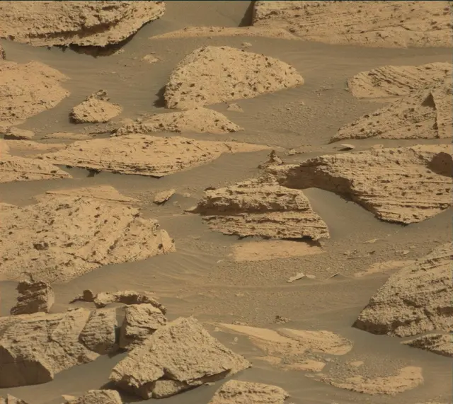 Sol 4064: Mast Camera (Mastcam)