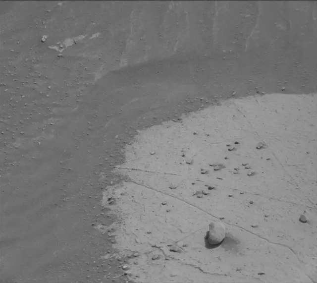 Sol 4066: Mast Camera (Mastcam)