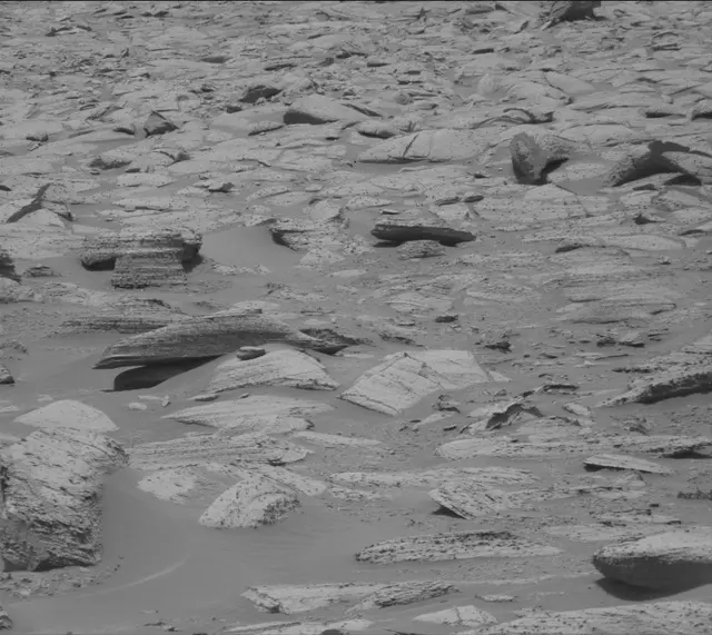 Sol 4067: Mast Camera (Mastcam)
