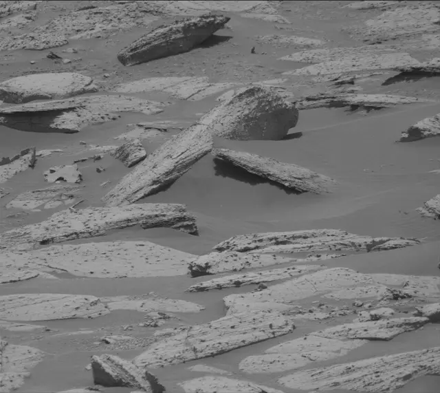 Sol 4067: Mast Camera (Mastcam)