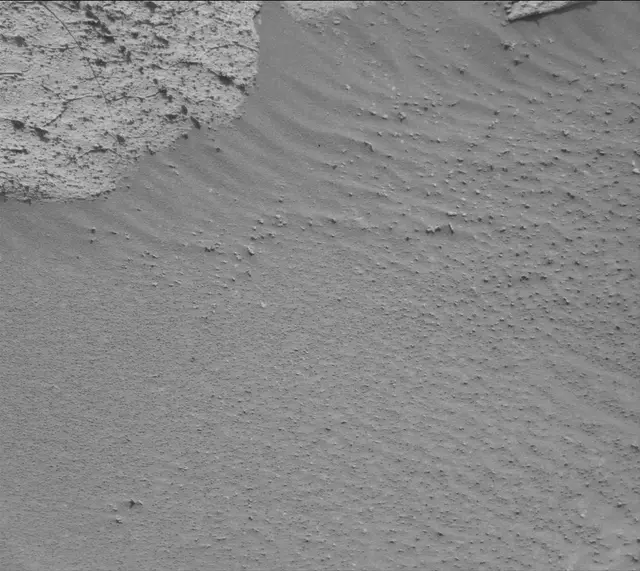 Sol 4067: Mast Camera (Mastcam)