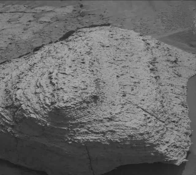 Sol 4067: Mast Camera (Mastcam)