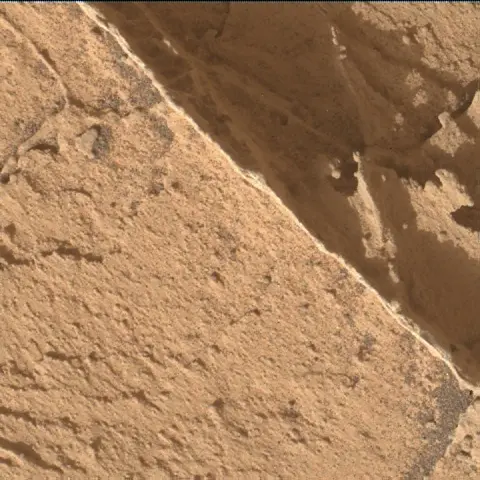 Sol 4067: Mars Hand Lens Imager (MAHLI)