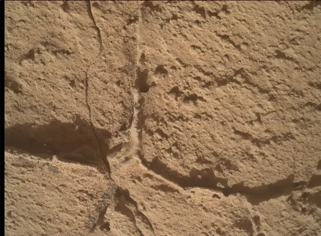 Sol 4067: Mars Hand Lens Imager (MAHLI)