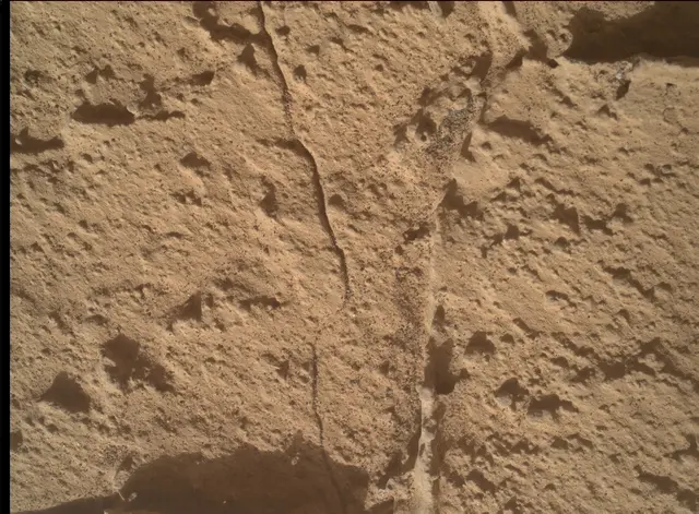 Sol 4067: Mars Hand Lens Imager (MAHLI)
