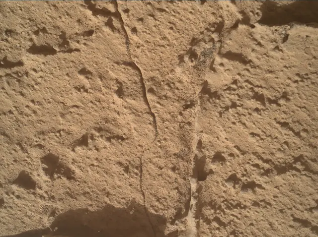 Sol 4067: Mars Hand Lens Imager (MAHLI)