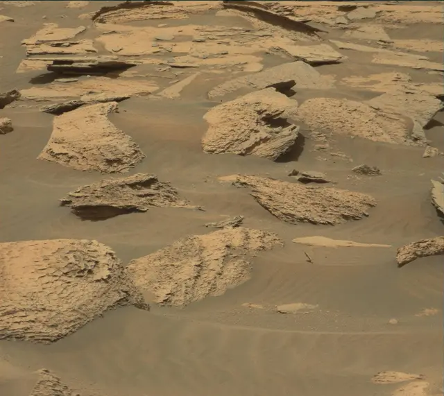 Sol 4068: Mast Camera (Mastcam)