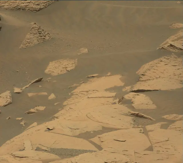 Sol 4068: Mast Camera (Mastcam)
