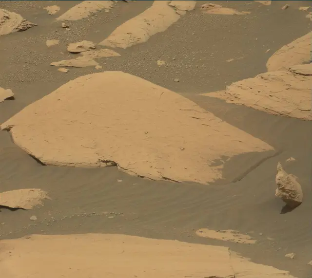 Sol 4068: Mast Camera (Mastcam)