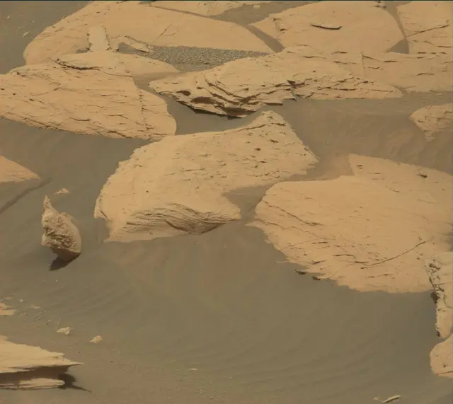 Sol 4068: Mast Camera (Mastcam)