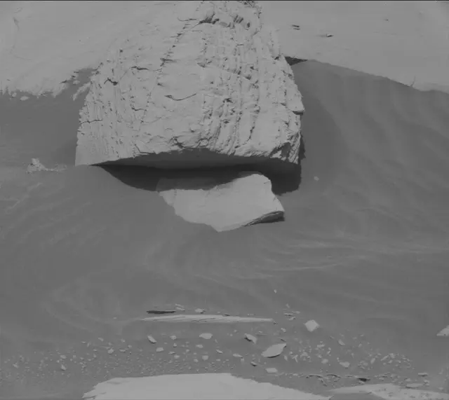 Sol 4068: Mast Camera (Mastcam)