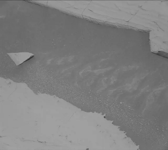 Sol 4068: Mast Camera (Mastcam)