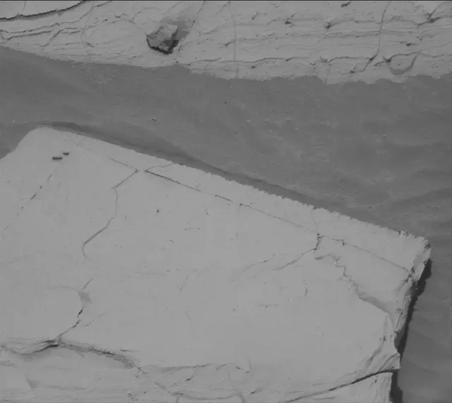 Sol 4070: Mast Camera (Mastcam)