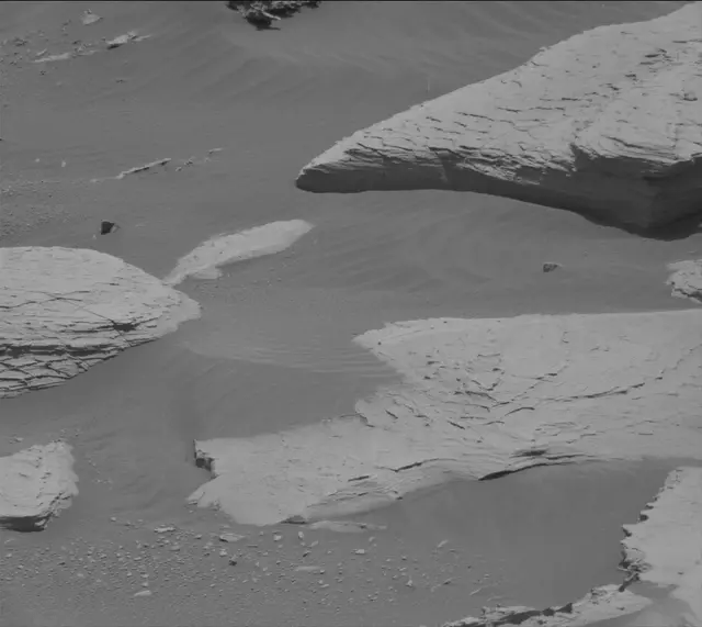 Sol 4070: Mast Camera (Mastcam)