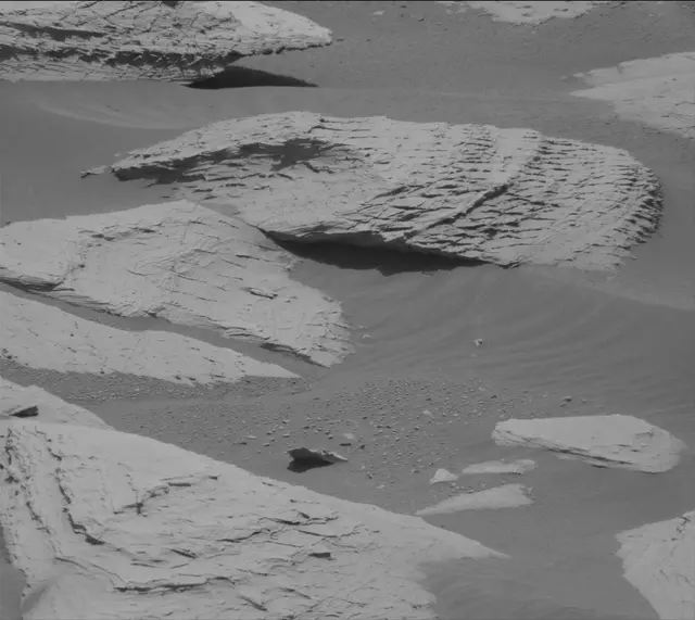 Sol 4070: Mast Camera (Mastcam)
