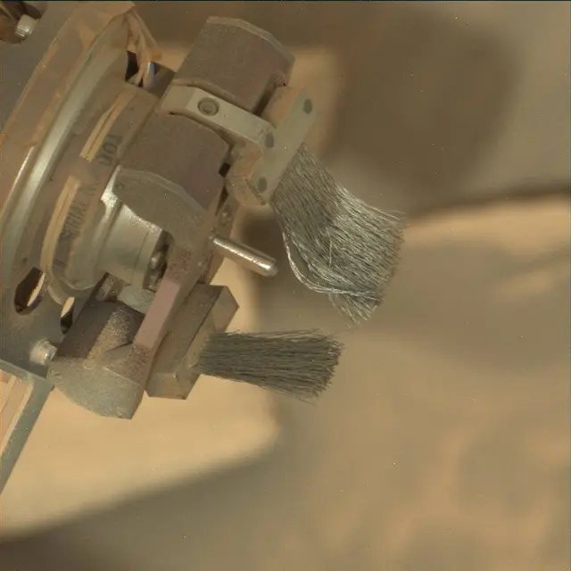 Sol 4070: Mast Camera (Mastcam)
