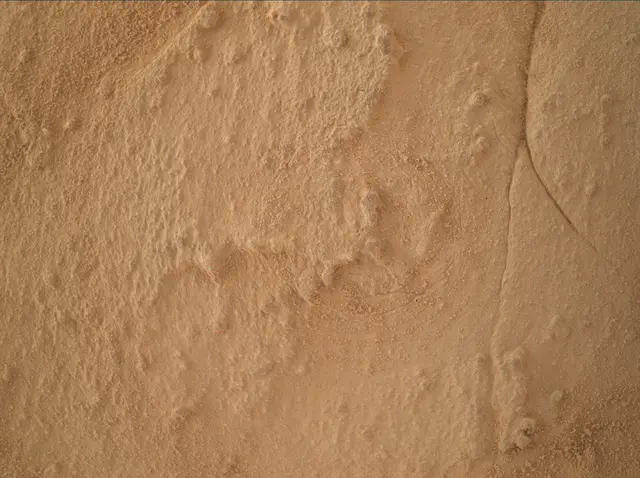 Sol 4070: Mars Hand Lens Imager (MAHLI)