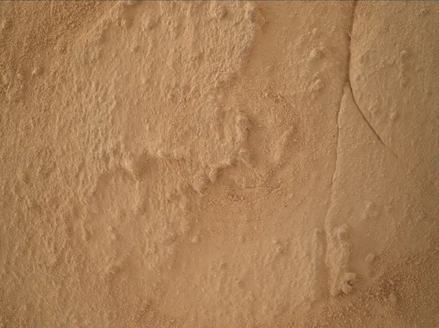 Sol 4070: Mars Hand Lens Imager (MAHLI)