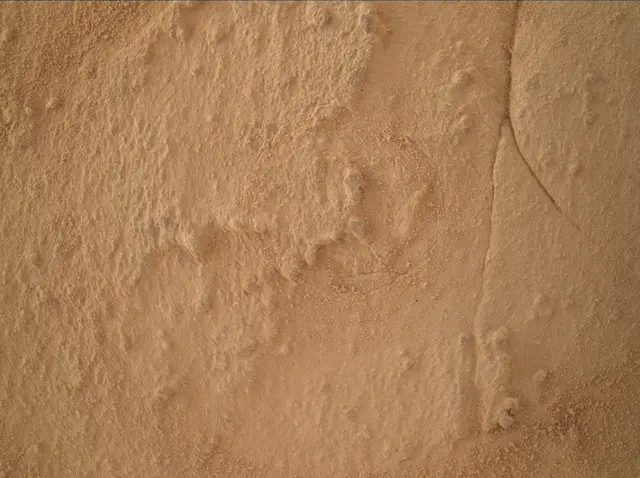 Sol 4070: Mars Hand Lens Imager (MAHLI)