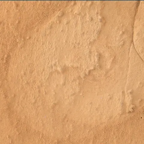 Sol 4070: Mars Hand Lens Imager (MAHLI)