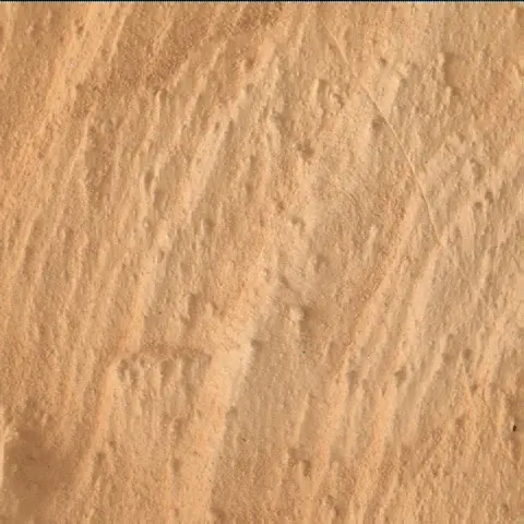 Sol 4070: Mars Hand Lens Imager (MAHLI)