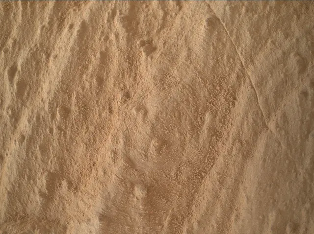 Sol 4070: Mars Hand Lens Imager (MAHLI)