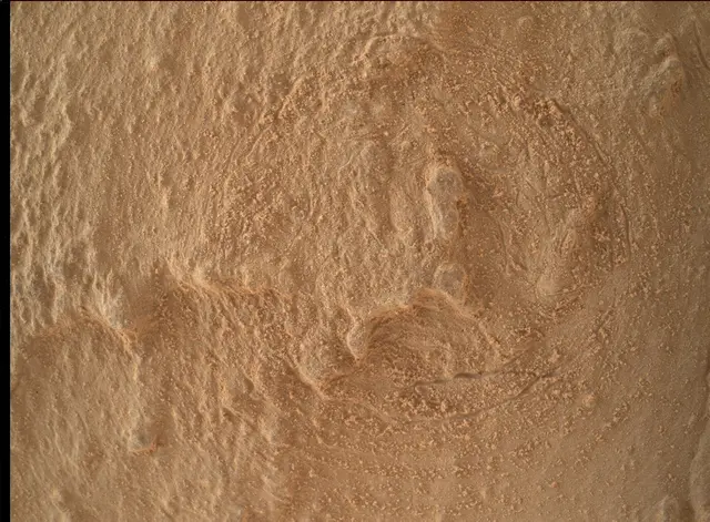Sol 4070: Mars Hand Lens Imager (MAHLI)