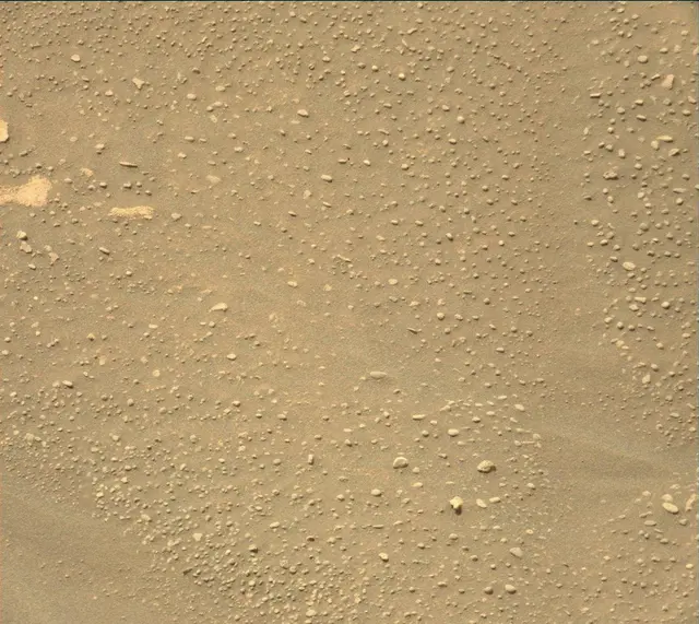 Sol 4071: Mast Camera (Mastcam)