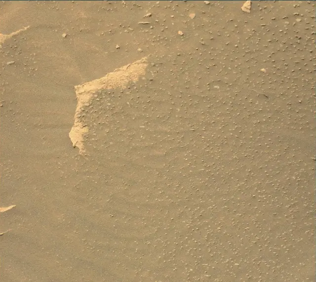 Sol 4071: Mast Camera (Mastcam)