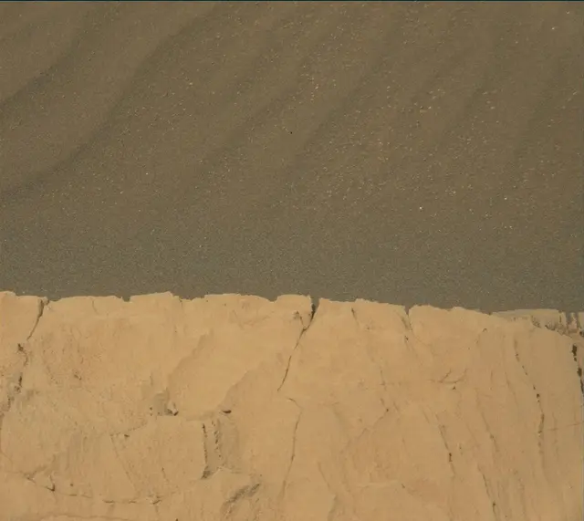 Sol 4071: Mast Camera (Mastcam)