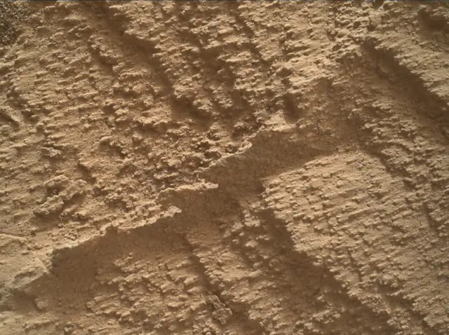 Sol 4073: Mars Hand Lens Imager (MAHLI)