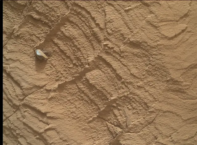 Sol 4073: Mars Hand Lens Imager (MAHLI)