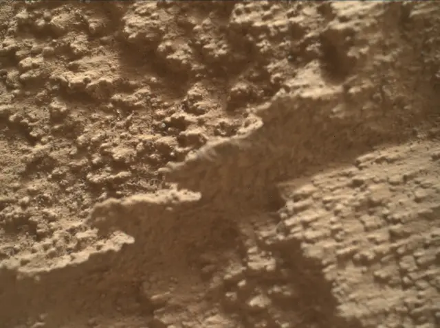 Sol 4073: Mars Hand Lens Imager (MAHLI)