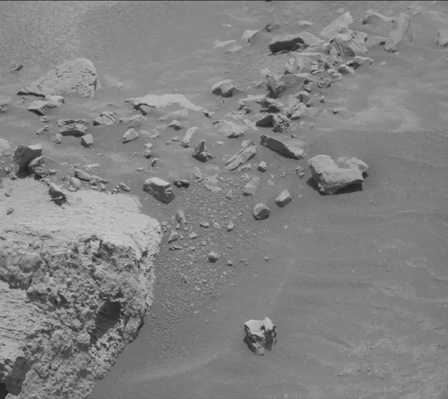 Sol 4076: Mast Camera (Mastcam)