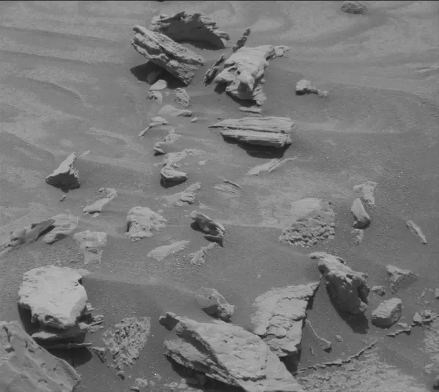 Sol 4076: Mast Camera (Mastcam)