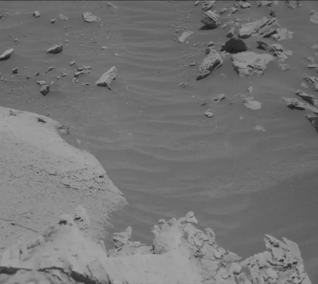 Sol 4076: Mast Camera (Mastcam)