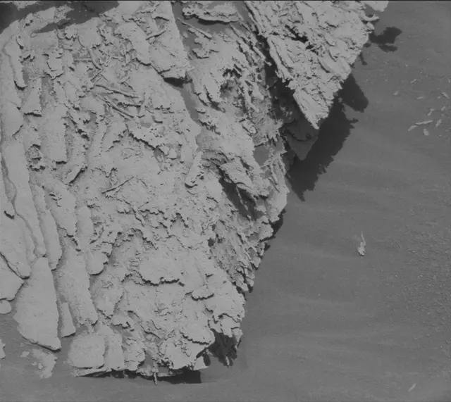 Sol 4076: Mast Camera (Mastcam)