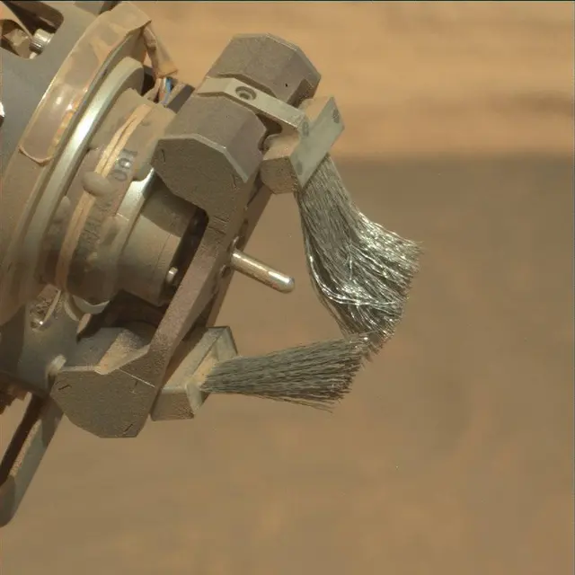 Sol 4076: Mast Camera (Mastcam)