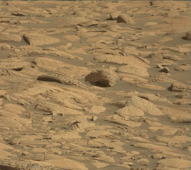 Sol 4076: Mast Camera (Mastcam)