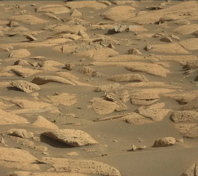 Sol 4076: Mast Camera (Mastcam)